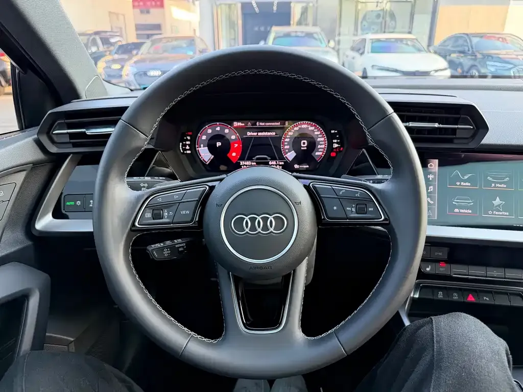 Audi A3 — фото 9