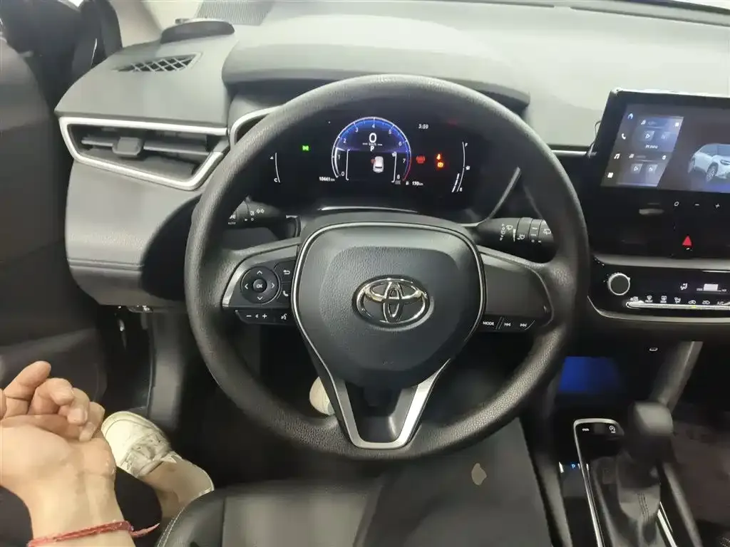 Toyota Frontlander — фото 9
