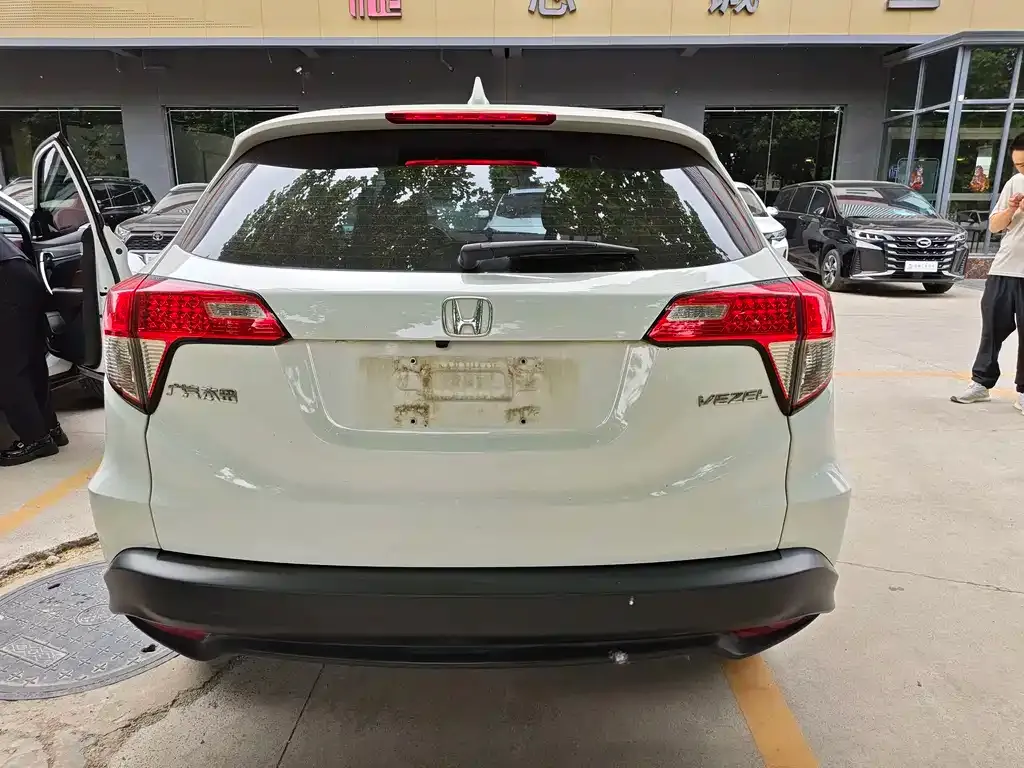 Honda Vezel 2021 из CN, фото 9