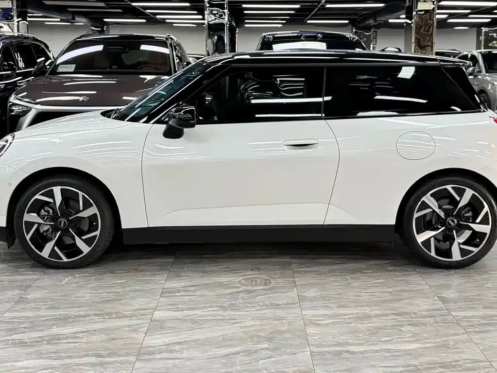 MINI Cooper EV — фото 3