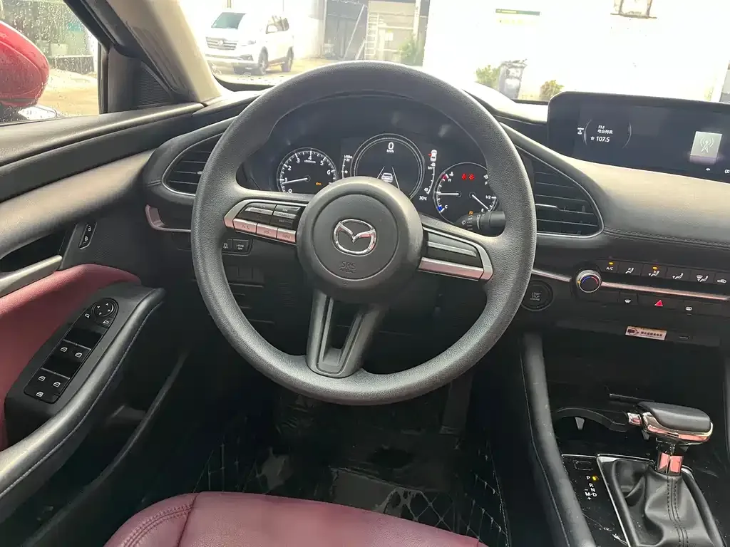 Mazda 3 Axela 2022 из CN, фото 4