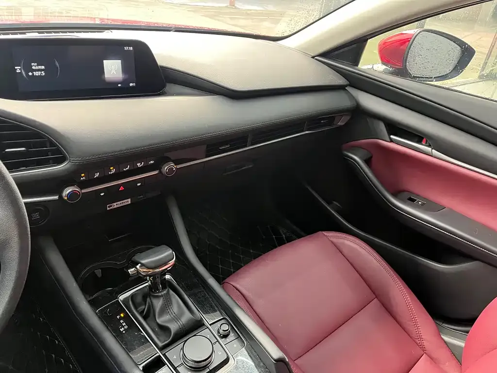 Mazda 3 Axela 2022 из CN, фото 3