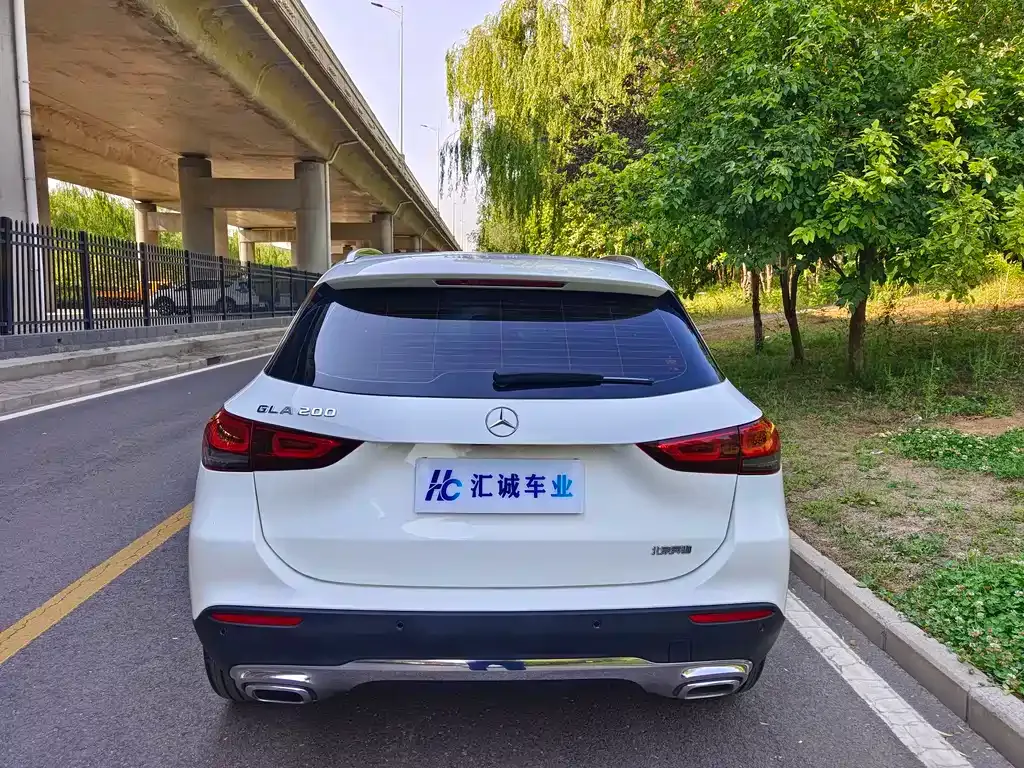 Mercedes-Benz GLA — фото 10