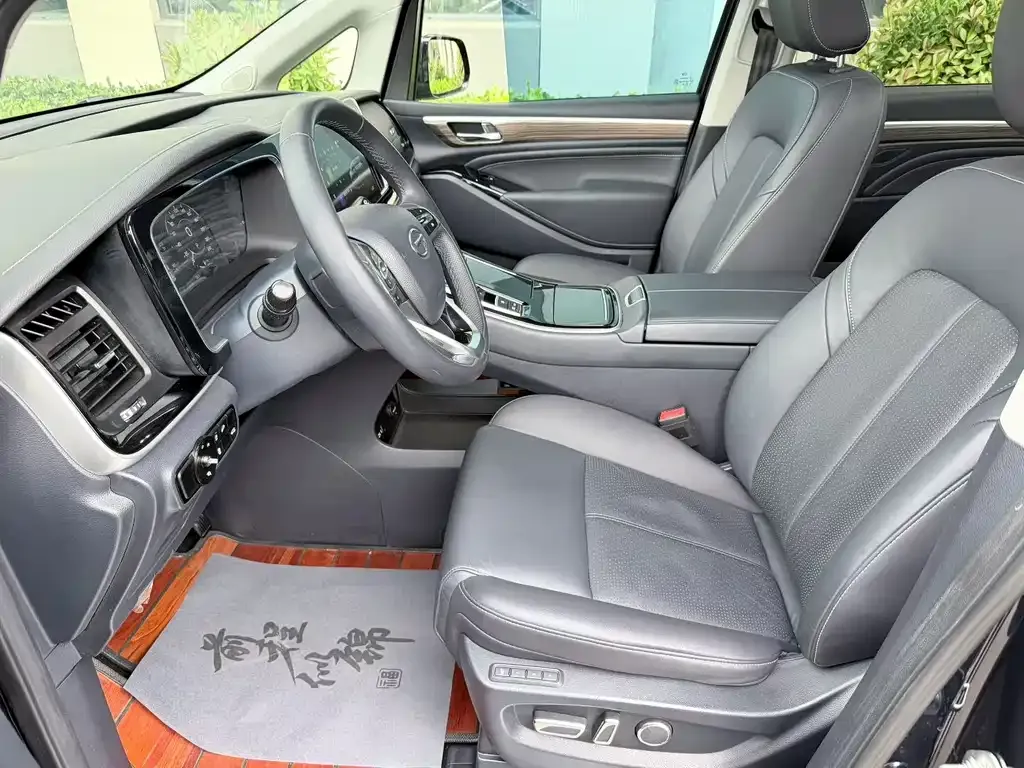 GAC Motor Trumpchi M8 — фото 4
