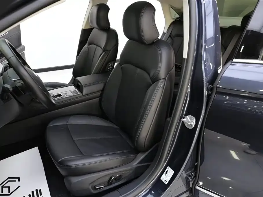 Ford Taurus 2021 из CN, фото 2