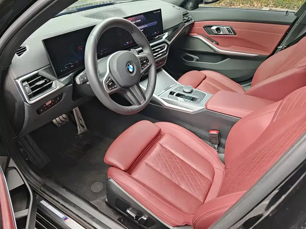 BMW 3 Series 2024 из CN, фото 3