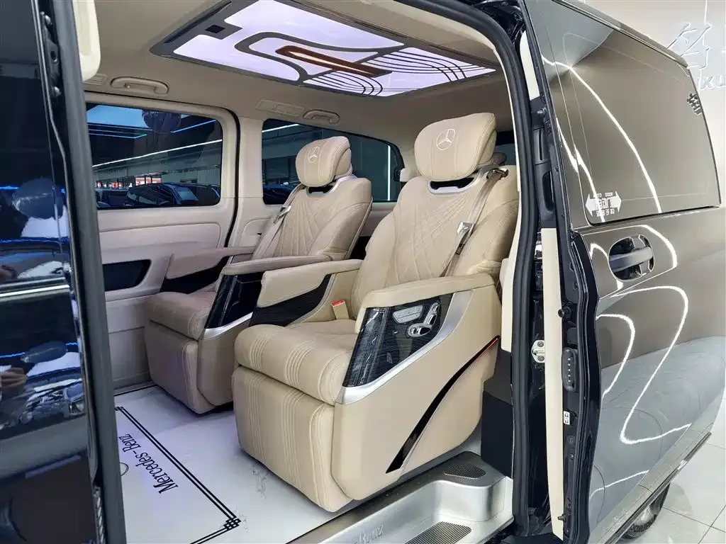 Mercedes-Benz Vito 2023 из CN, фото 10