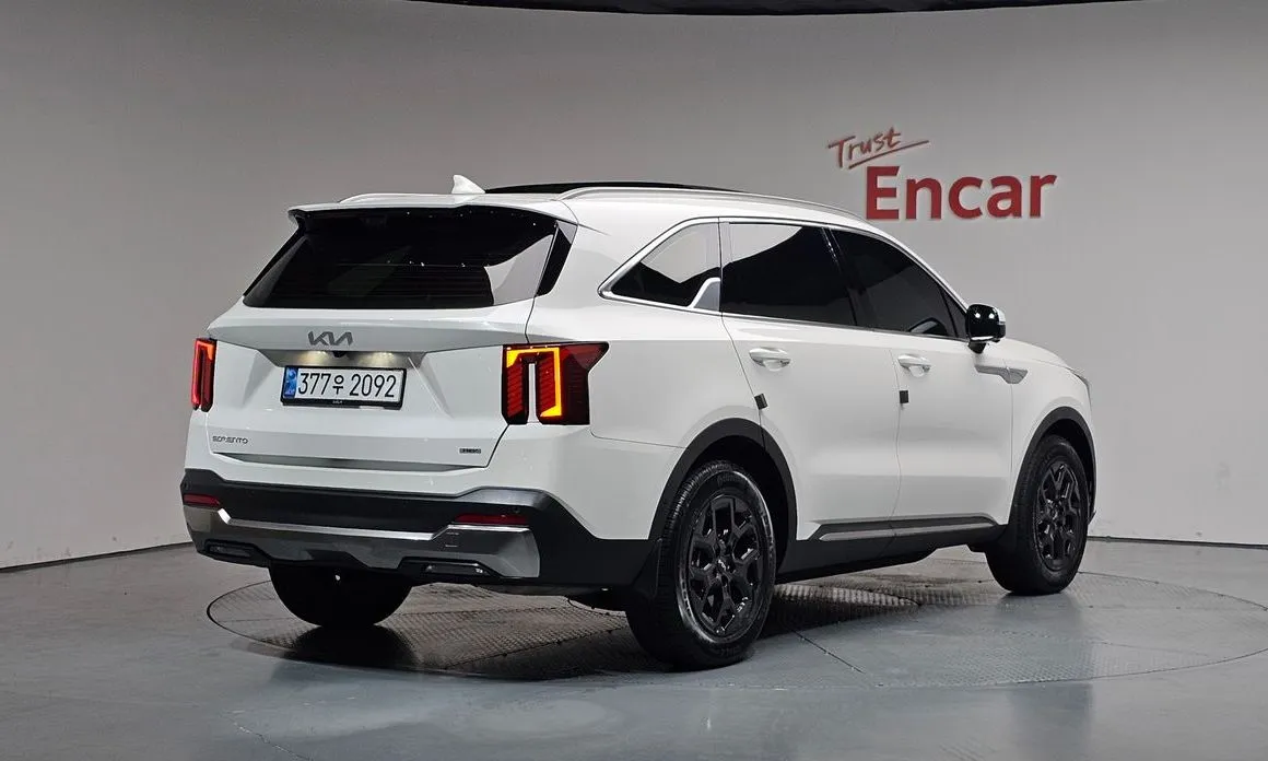 Kia Sorento — фото 3
