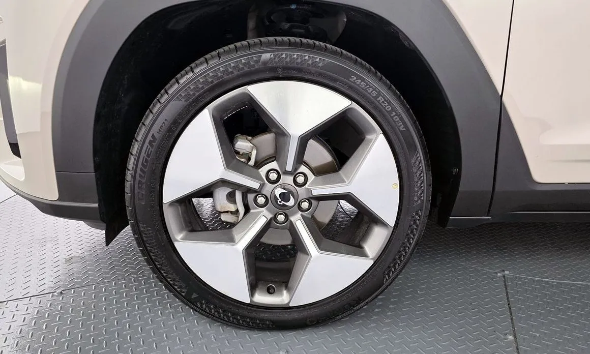 KG Mobility (Ssangyong) Torres — фото 10