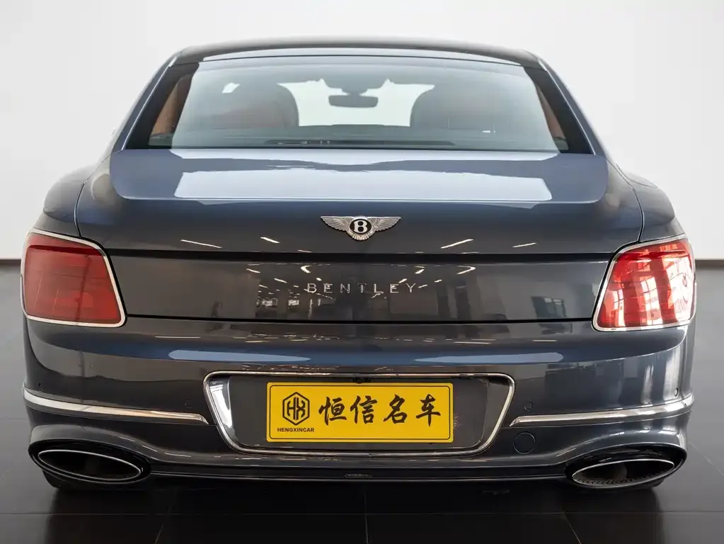 Bentley Flying Spur — фото 5