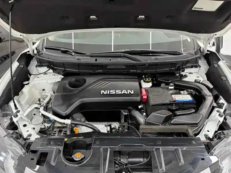 Nissan X-Trail — фото 10