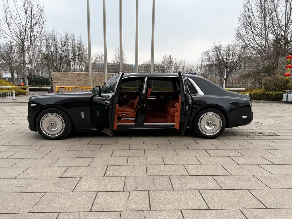 Rolls-Royce Phantom 2021 из CN, фото 3