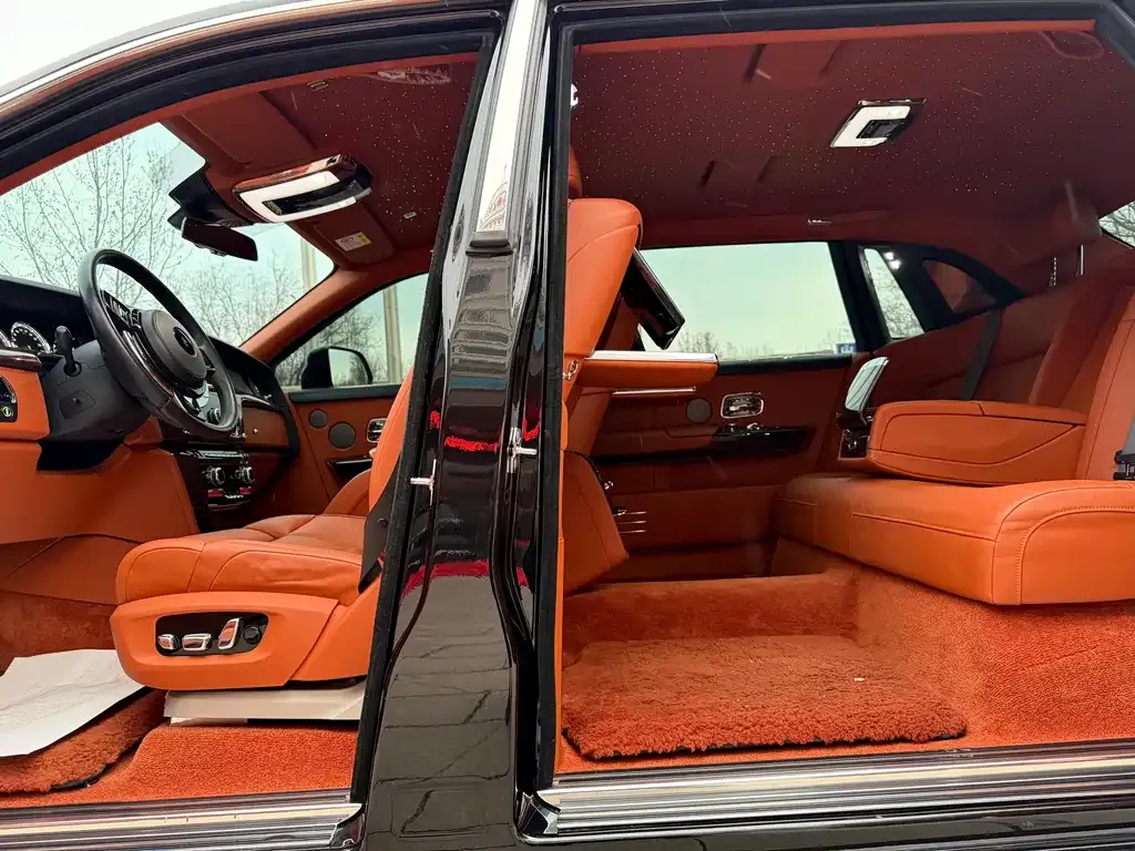 Rolls-Royce Phantom 2021 из CN, фото 7