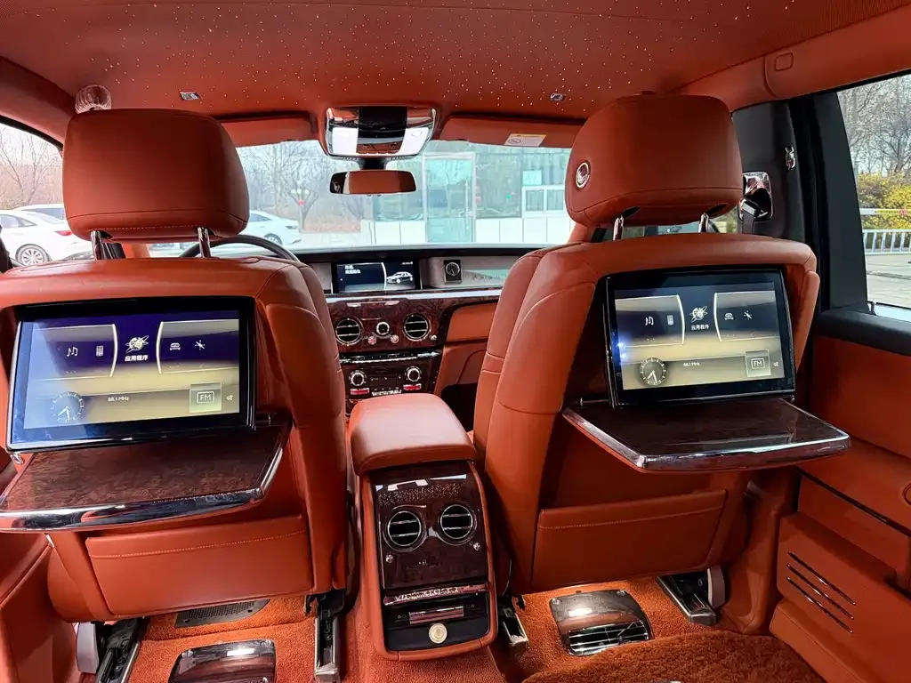 Rolls-Royce Phantom 2021 из CN, фото 6