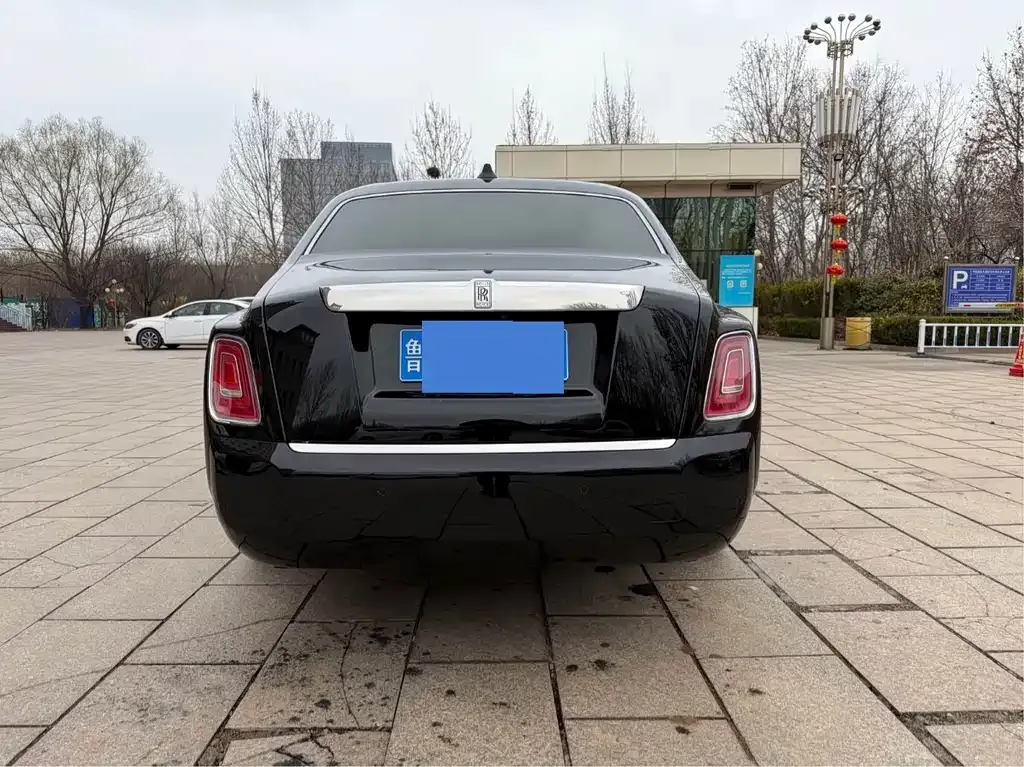 Rolls-Royce Phantom 2021 из CN, фото 4