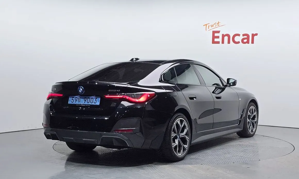 BMW i4 2024 из KR, фото 4