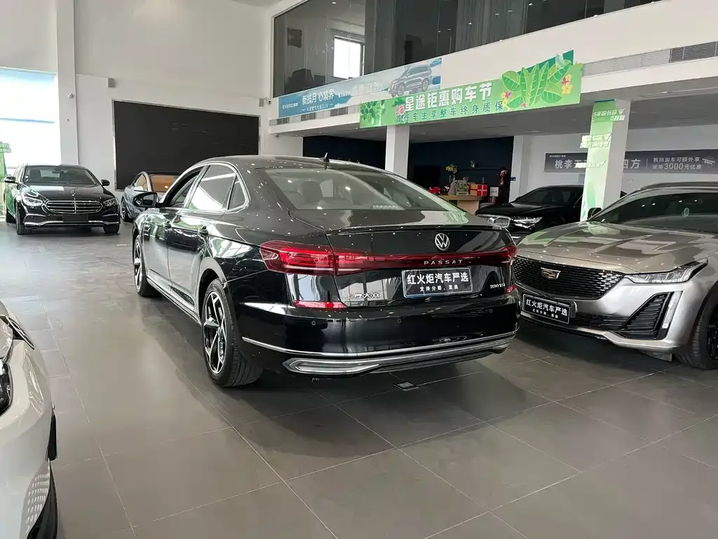 Volkswagen Passat — фото 7