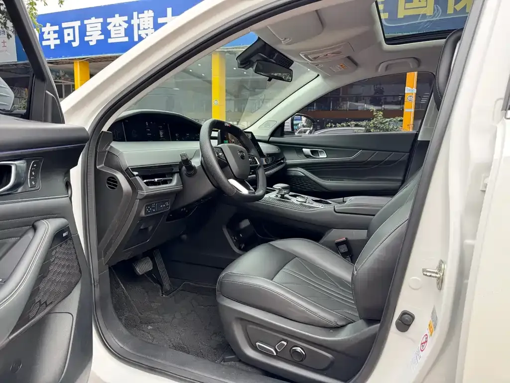 Changan UNI-K 2023 из CN, фото 4
