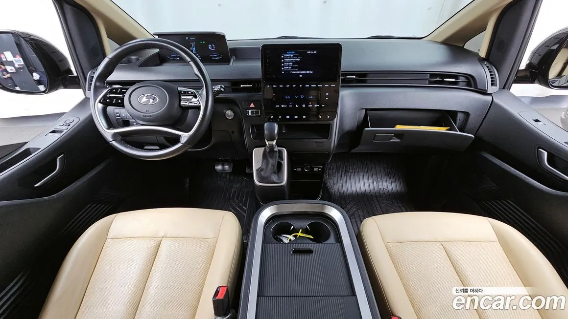 Hyundai Staria — фото 8