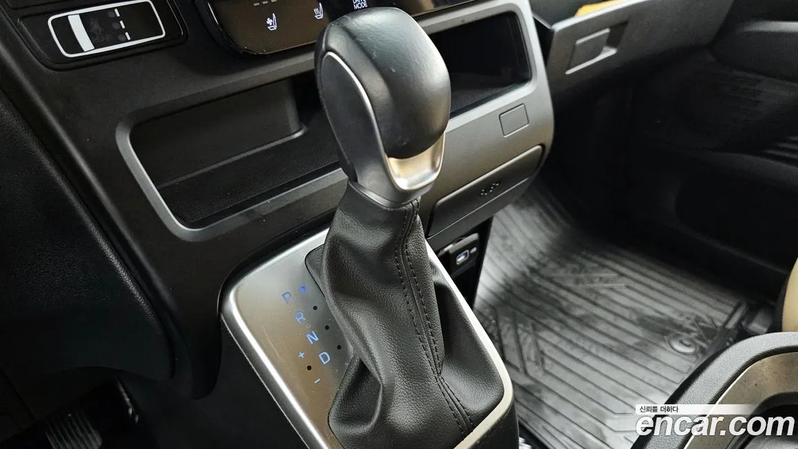 Hyundai Staria — фото 6