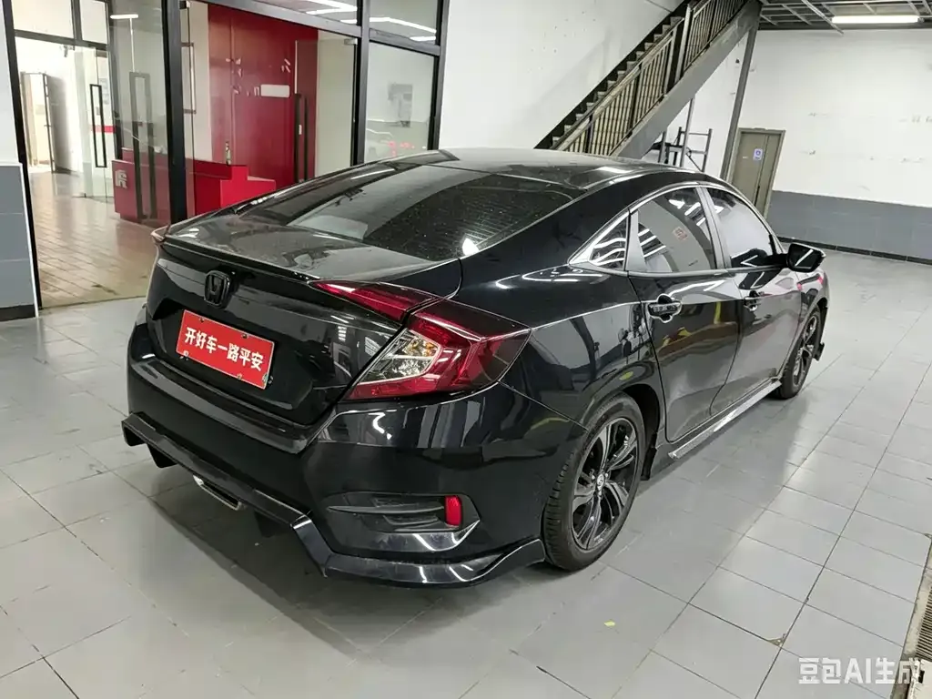 Honda Civic — фото 2