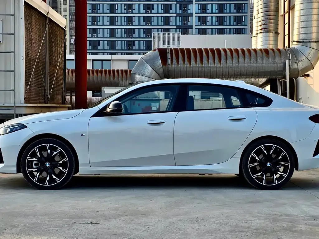 BMW 2 Series — фото 3