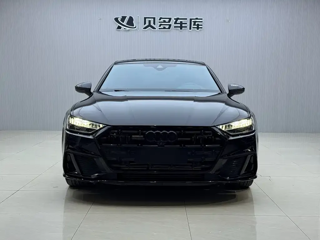 Audi A7L — фото 10