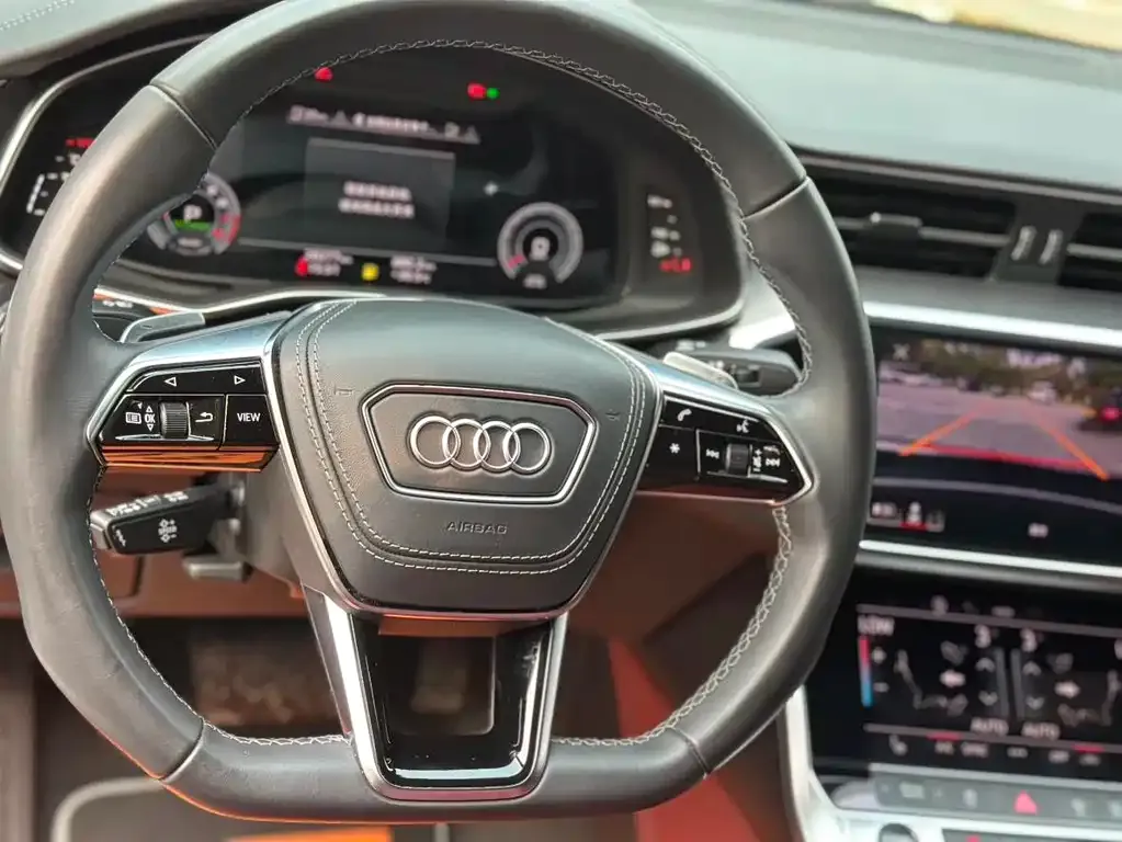 Audi A7L — фото 4