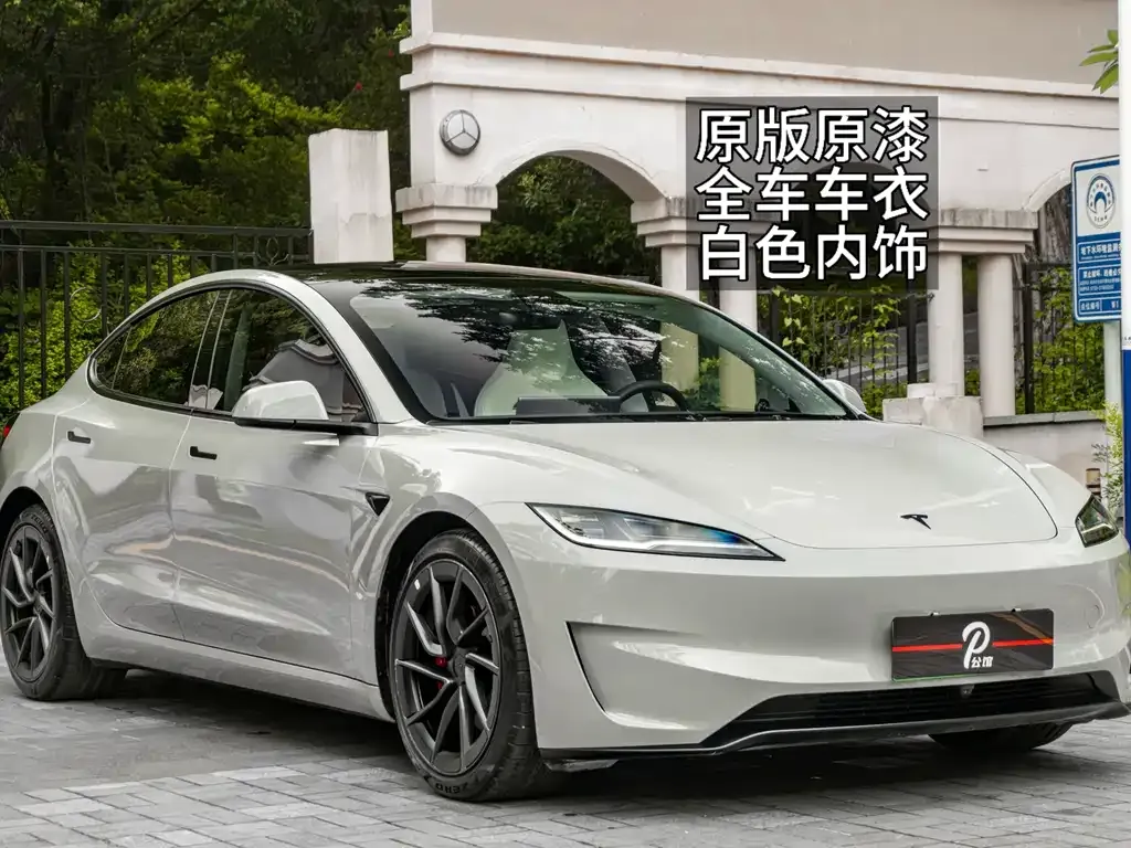 Tesla Model 3 — фото 1