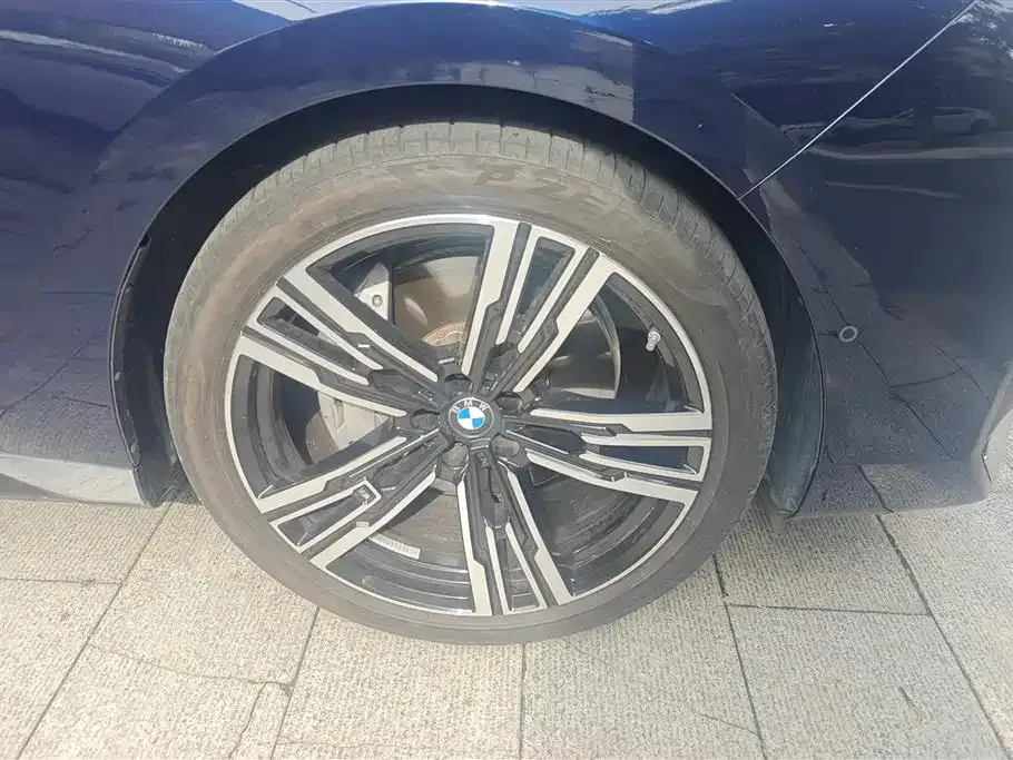 BMW 7 Series 2023 из CN, фото 5