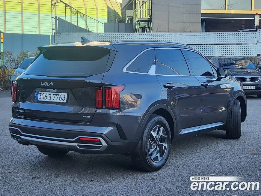 Kia Sorento — фото 10