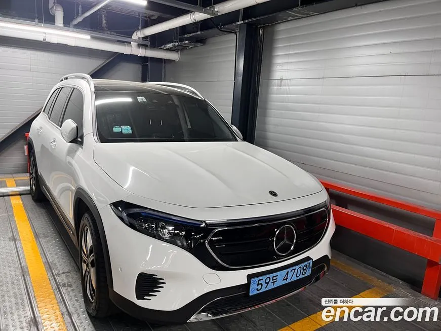 Mercedes-Benz EQB