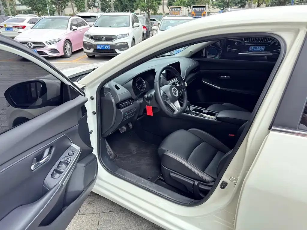 Nissan Sylphy 2023 из CN, фото 5