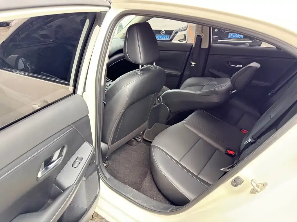 Nissan Sylphy 2023 из CN, фото 4