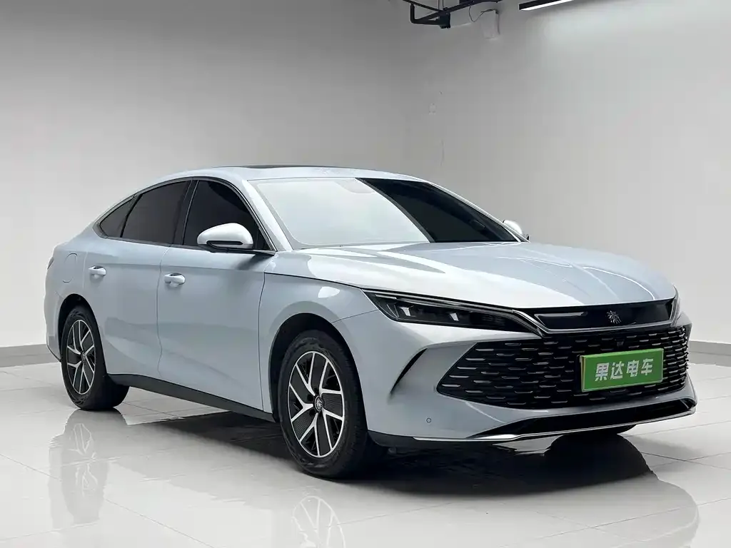 BYD Qin L — фото 6