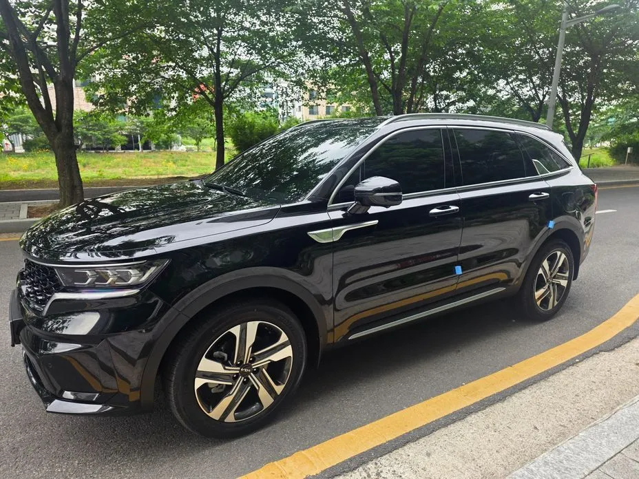Kia Sorento — фото 1