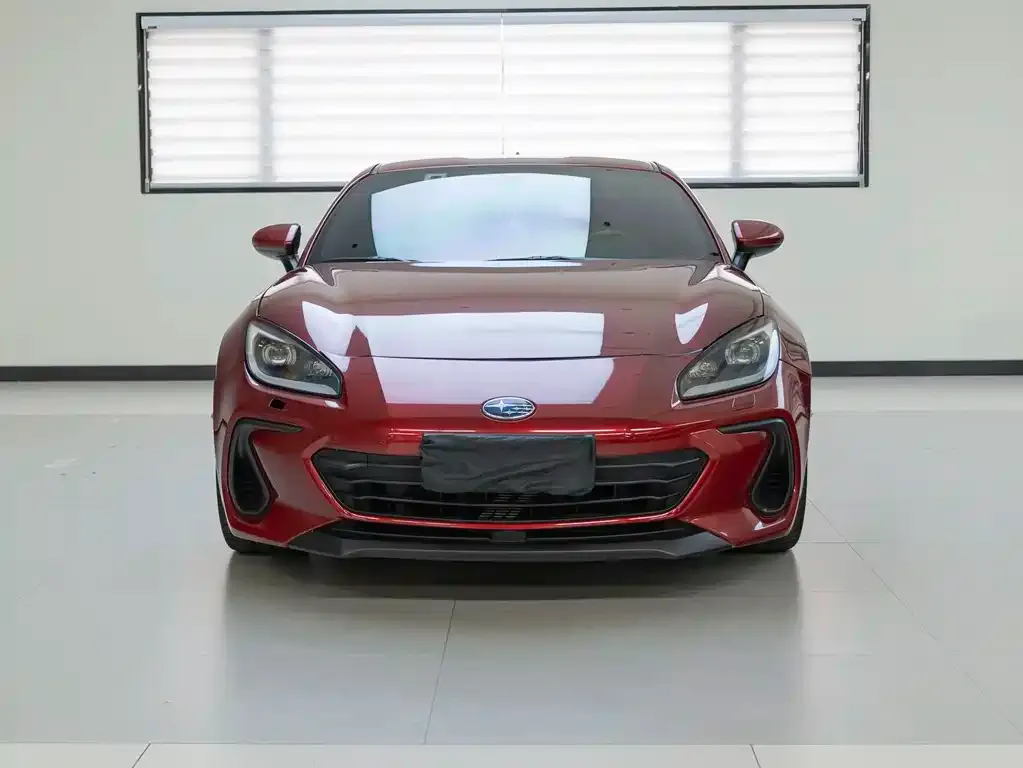 Subaru BRZ 2023 из CN, фото 4
