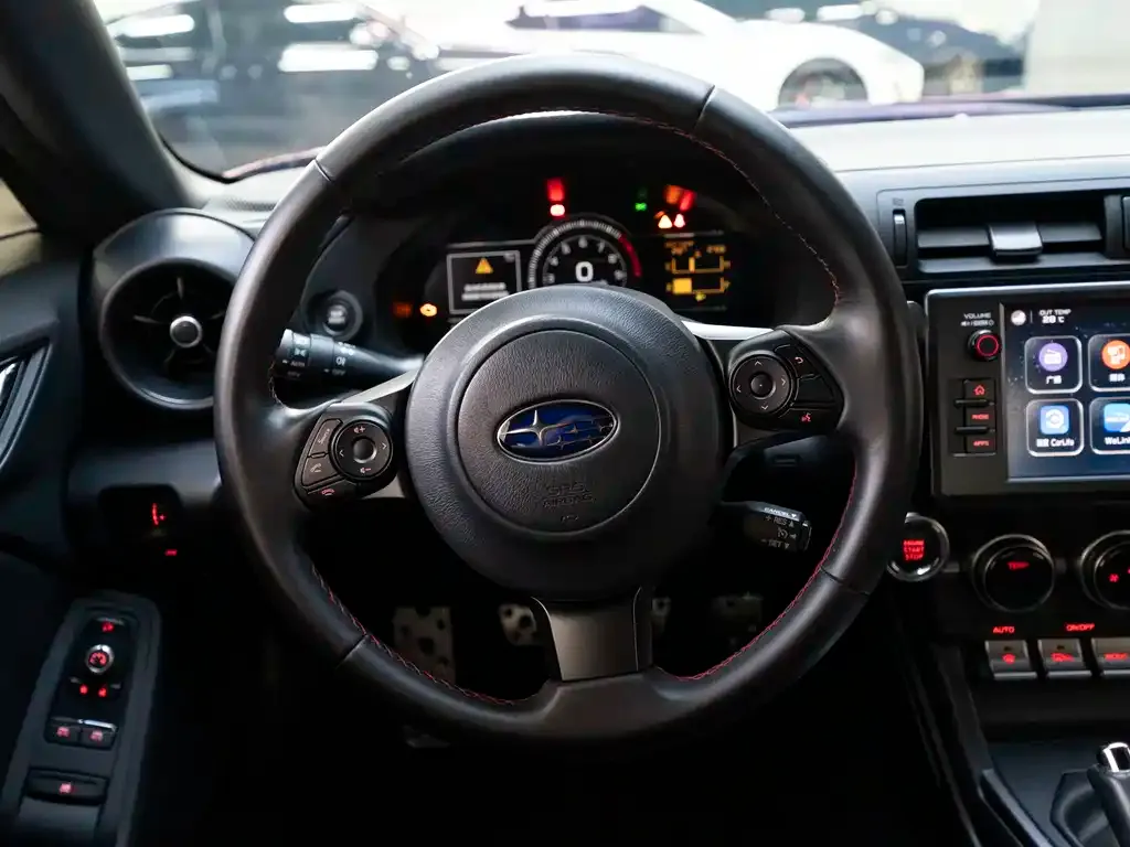 Subaru BRZ 2023 из CN, фото 8