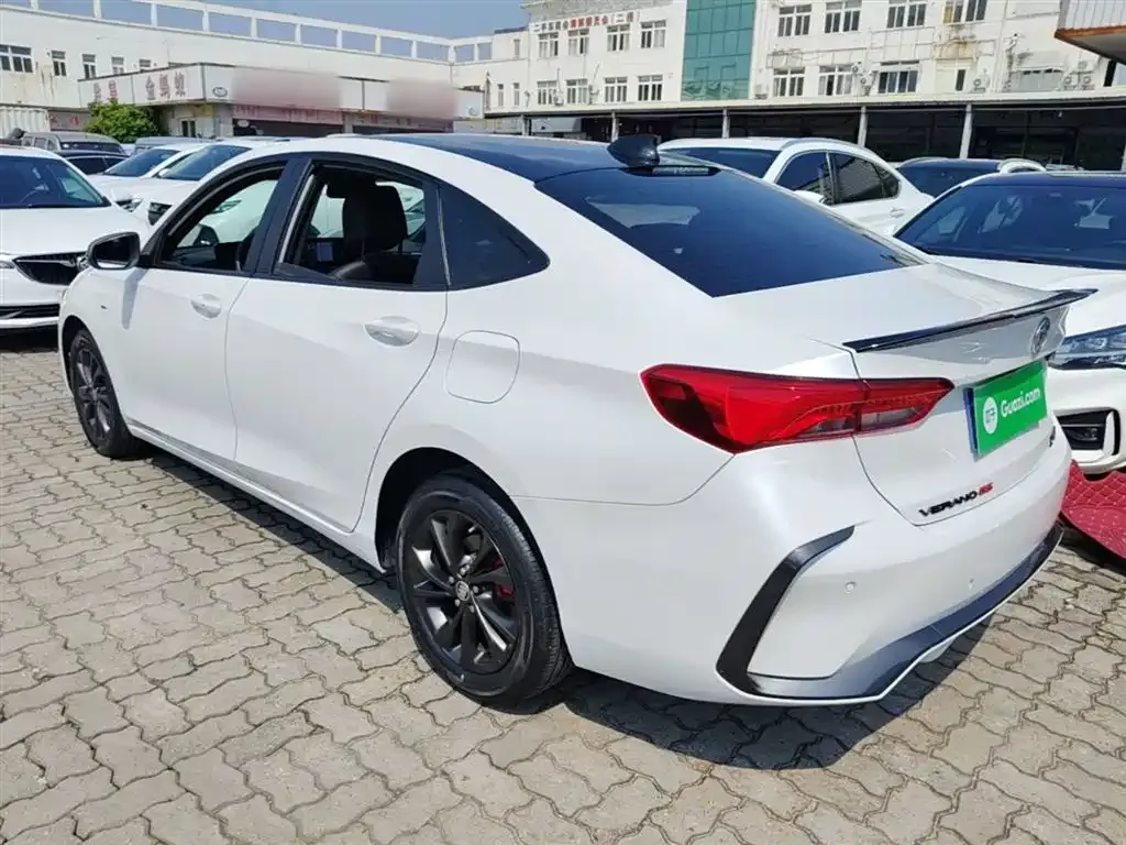 Buick Verano 2023 из CN, фото 2