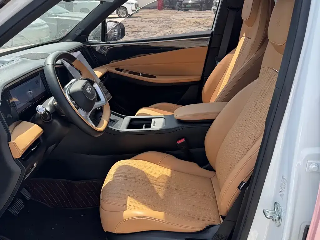 Geely Galaxy L7 2024 из CN, фото 2