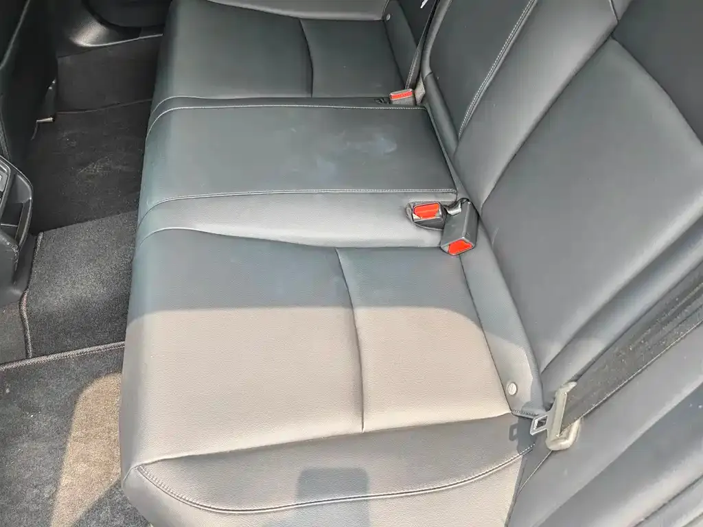 Honda Accord — фото 9