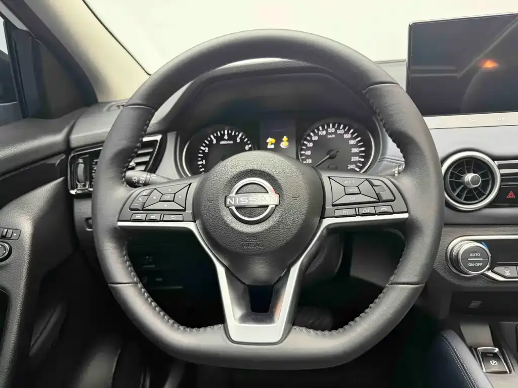 Nissan Qashqai — фото 7