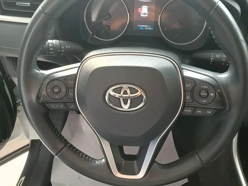 Toyota Wildlander — фото 9