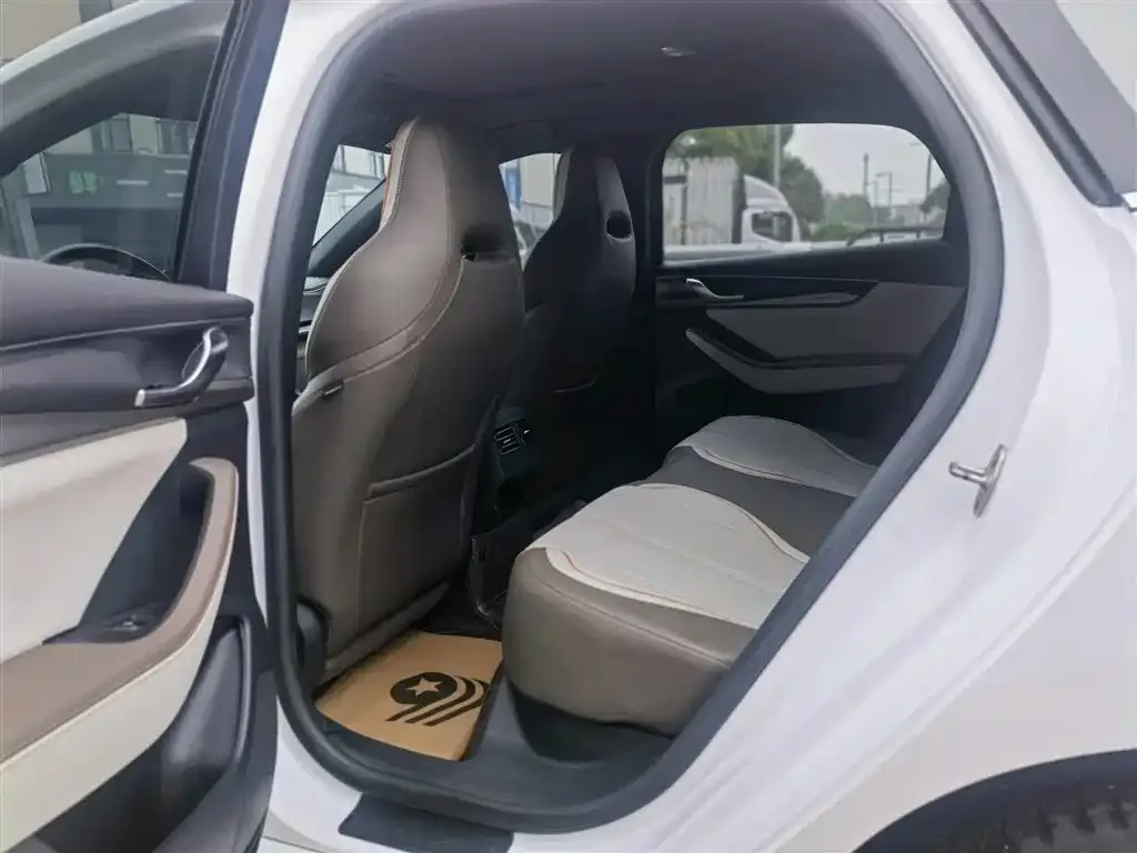 BYD Qin PLUS 2023 из CN, фото 6