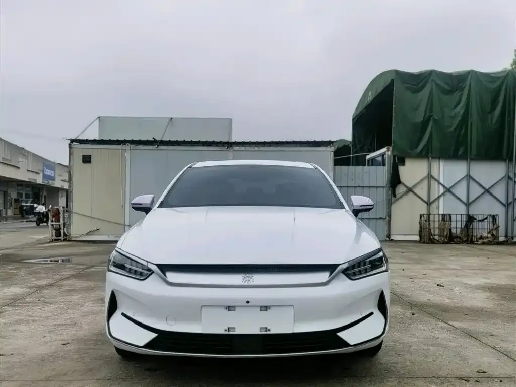 BYD Qin PLUS 2023 из CN, фото 2