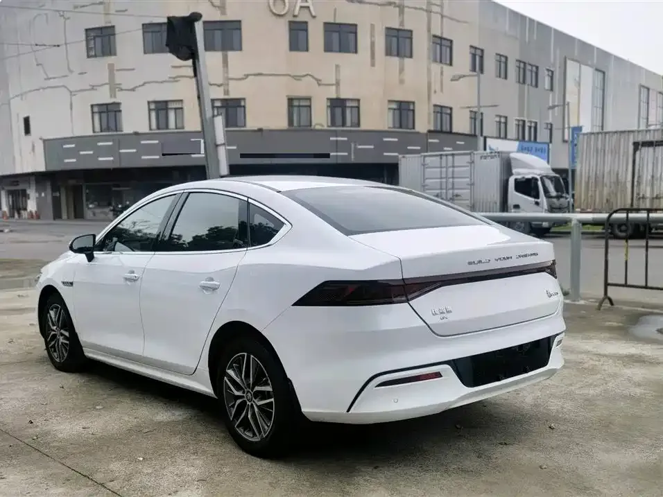 BYD Qin PLUS 2023 из CN, фото 3