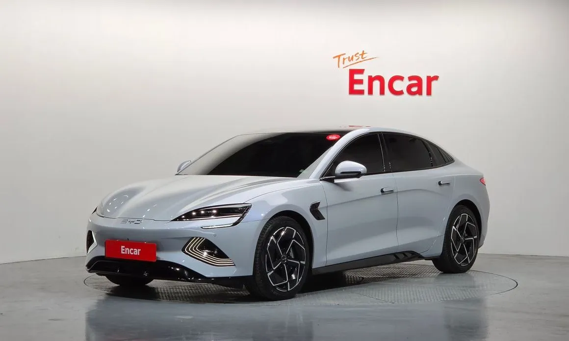 BYD Seal — фото 1