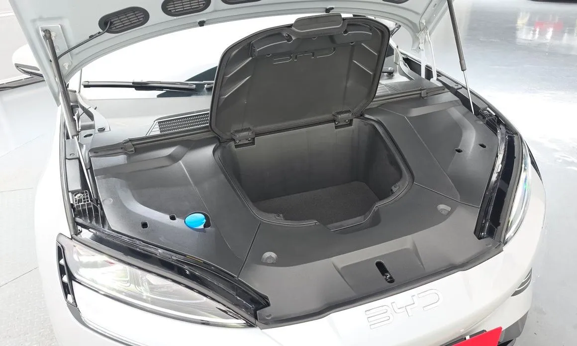 BYD Seal — фото 6