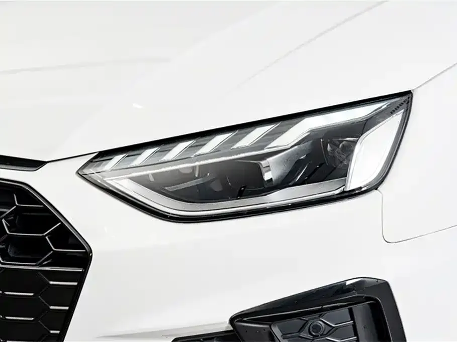 Audi A4L — фото 4