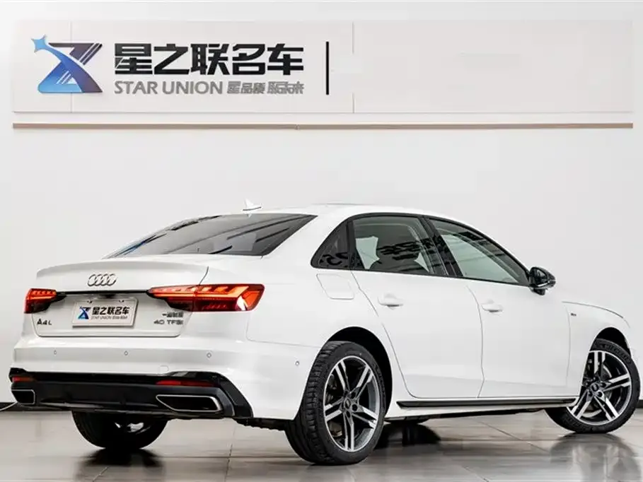 Audi A4L — фото 5